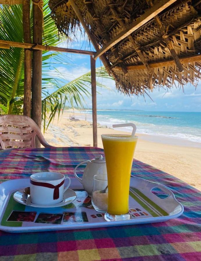 Chandi Gaya Beach Guesthouse แทนกาลเล ภายนอก รูปภาพ