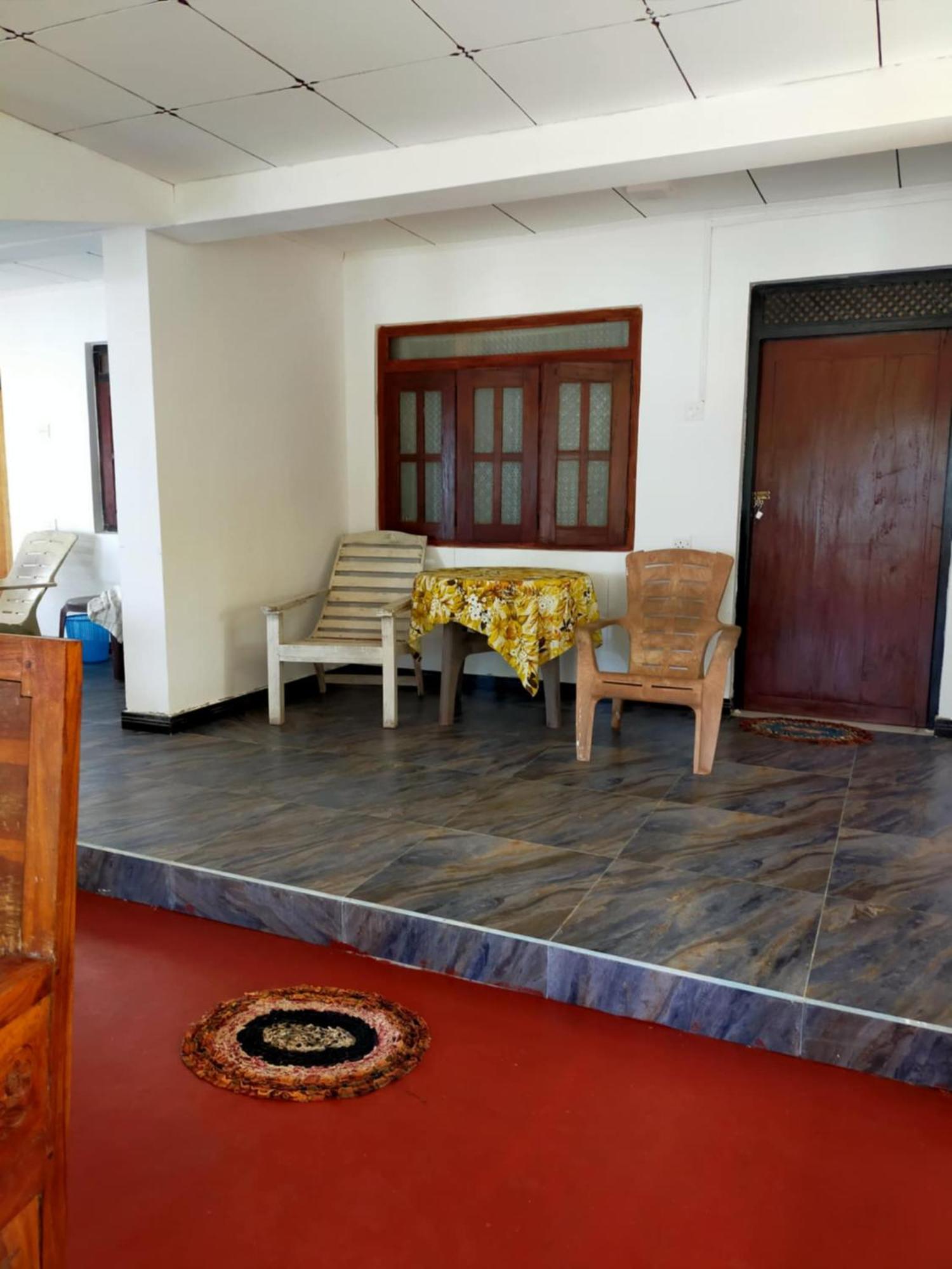 Chandi Gaya Beach Guesthouse แทนกาลเล ภายนอก รูปภาพ