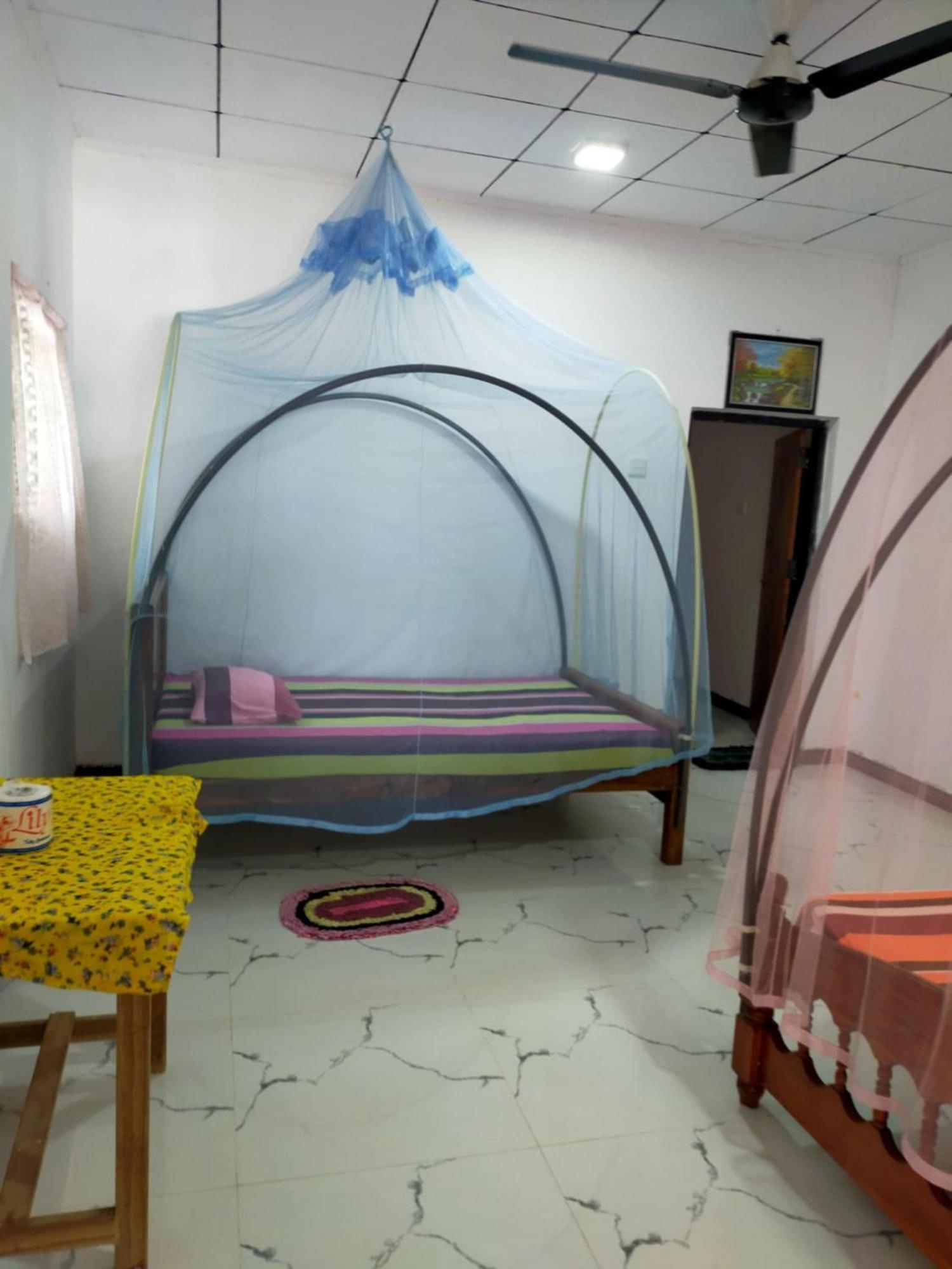 Chandi Gaya Beach Guesthouse แทนกาลเล ภายนอก รูปภาพ